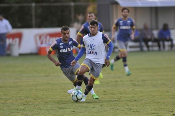 Mano Menezes testou novidades no Cruzeiro para enfrentar o So Paulo na estreia do Brasileiro