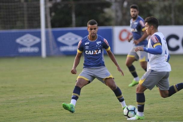 Mano Menezes testou novidades no Cruzeiro para enfrentar o So Paulo na estreia do Brasileiro