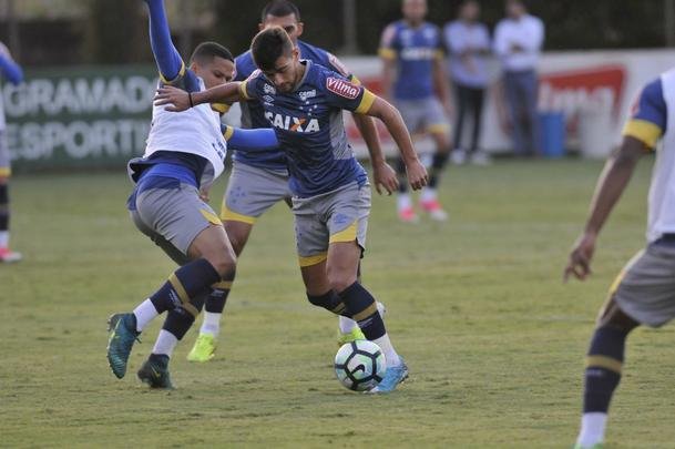 Mano Menezes testou novidades no Cruzeiro para enfrentar o So Paulo na estreia do Brasileiro