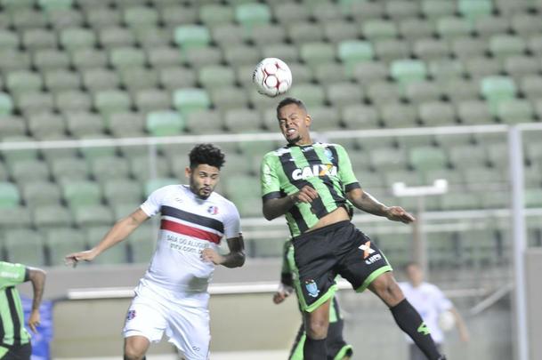 Amrica e Santa Cruz se enfrentaram, no Independncia, pela 9 rodada da Srie B do Brasileiro