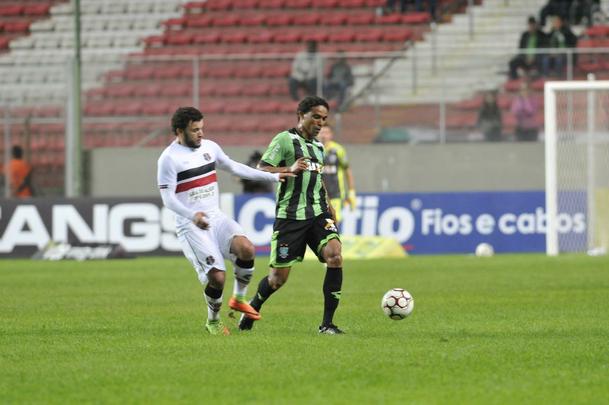 Amrica e Santa Cruz se enfrentaram, no Independncia, pela 9 rodada da Srie B do Brasileiro