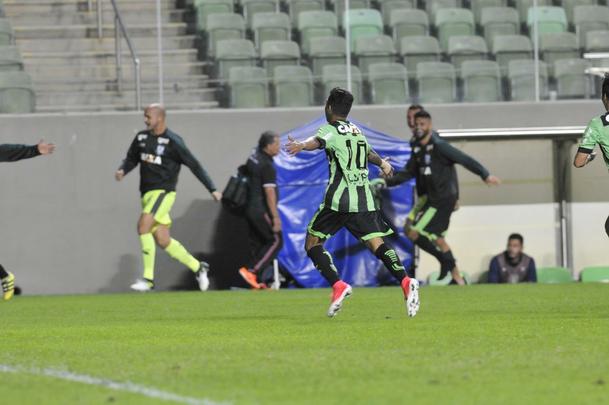 Amrica e Santa Cruz se enfrentaram, no Independncia, pela 9 rodada da Srie B do Brasileiro