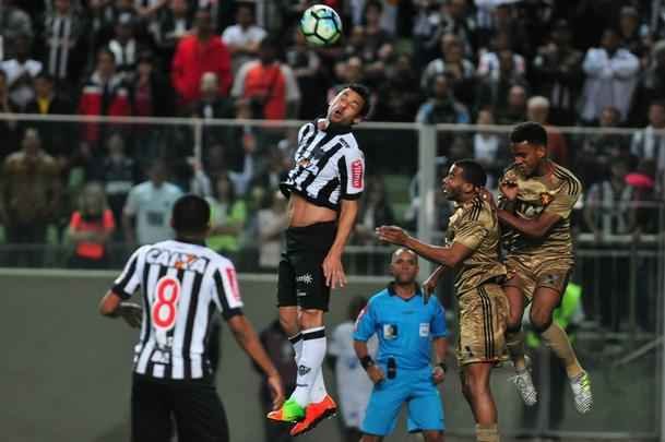 Atltico e Sport se enfrentaram, no Independncia, pela nona rodada do Campeonato Brasileiro
