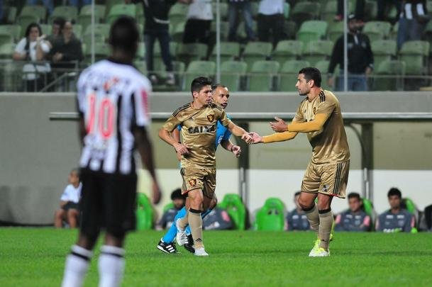 Atltico e Sport se enfrentaram, no Independncia, pela nona rodada do Campeonato Brasileiro