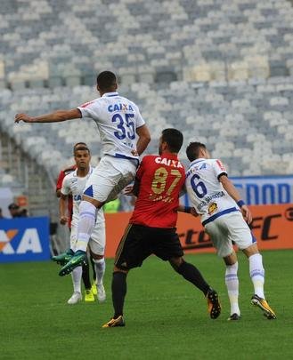 Imagens da partida entre Cruzeiro e Sport, duelo vlido pela 21 rodada da Srie A do Campeonato Brasileiro