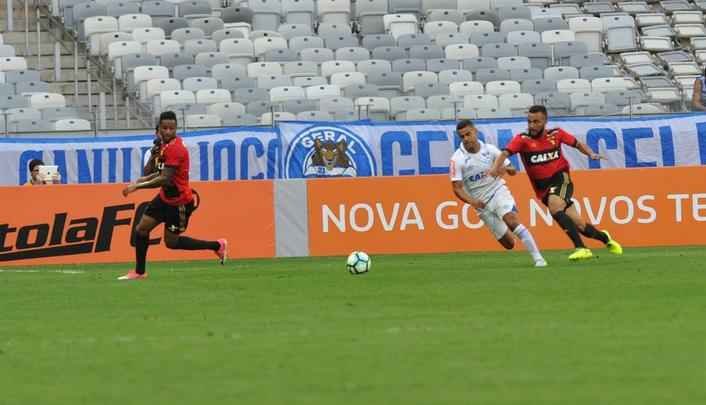 Imagens da partida entre Cruzeiro e Sport, duelo vlido pela 21 rodada da Srie A do Campeonato Brasileiro