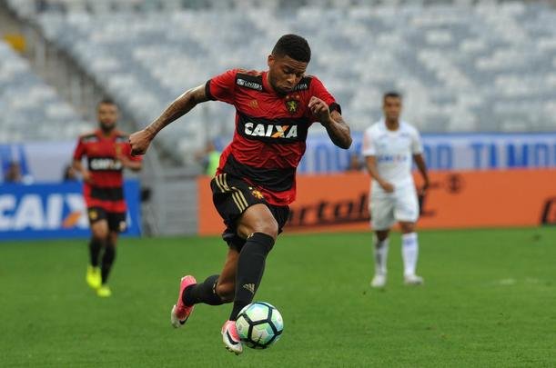 Imagens da partida entre Cruzeiro e Sport, duelo vlido pela 21 rodada da Srie A do Campeonato Brasileiro