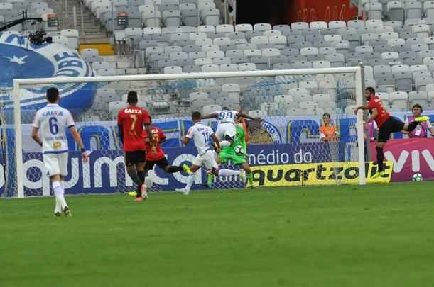 Imagens da partida entre Cruzeiro e Sport, duelo vlido pela 21 rodada da Srie A do Campeonato Brasileiro