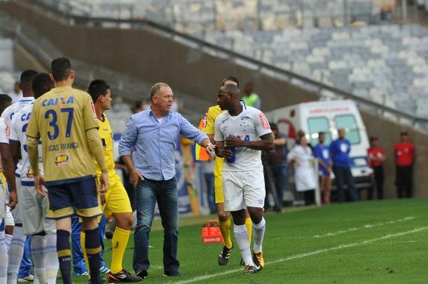 Imagens da partida entre Cruzeiro e Sport, duelo vlido pela 21 rodada da Srie A do Campeonato Brasileiro