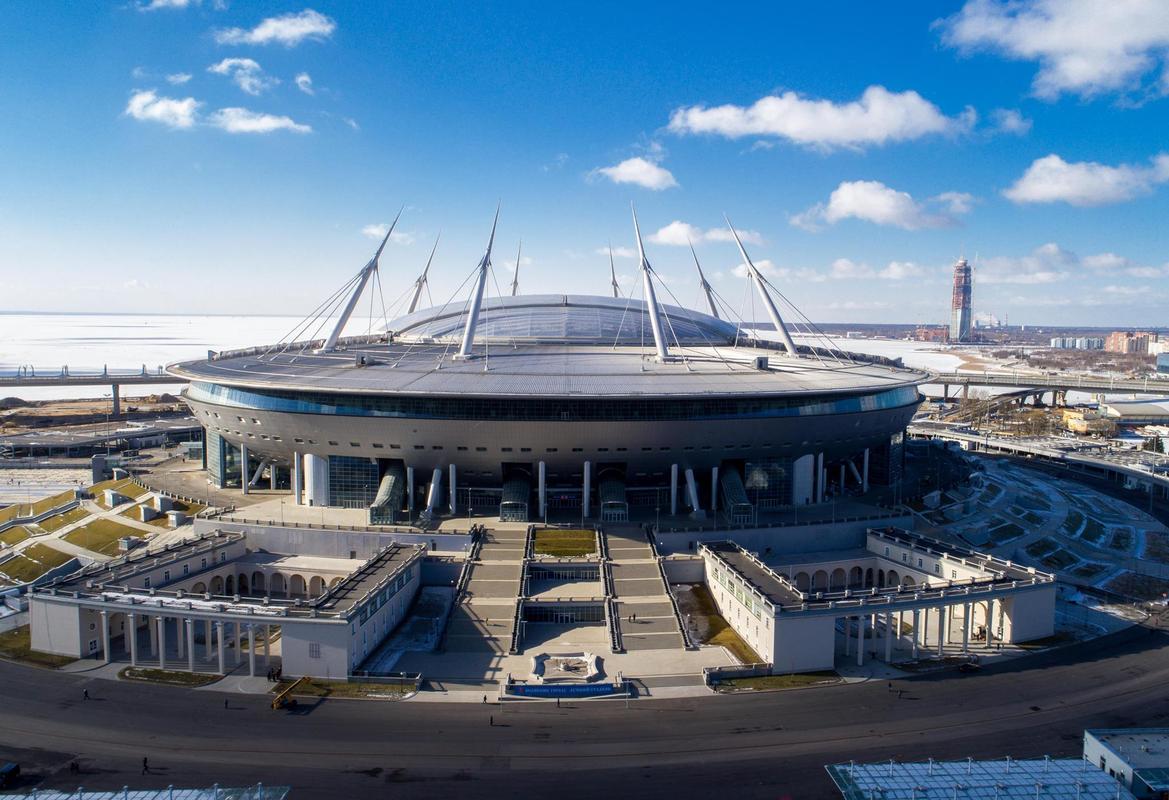 Стадион зенит сколько. Зенит Арена Санкт-Петербург. Стадион Зенит Арена. Стадион на Крестовском острове.