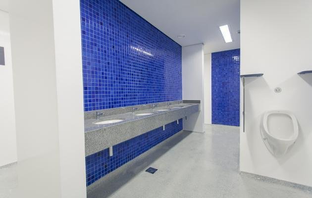 A Arena Fonte Nova, em Salvador, foi inaugurada em 7 de abril de 2013, tem capacidade para 48.747 espectadores, e receber seis jogos da Copa do Mundo