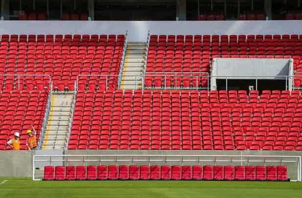 O Beira-Rio, em Porto Alegre, foi inaugurado em 20 de janeiro de 2014, tem capacidade para 51.300 espectadores, e receber cinco jogos da Copa do Mundo