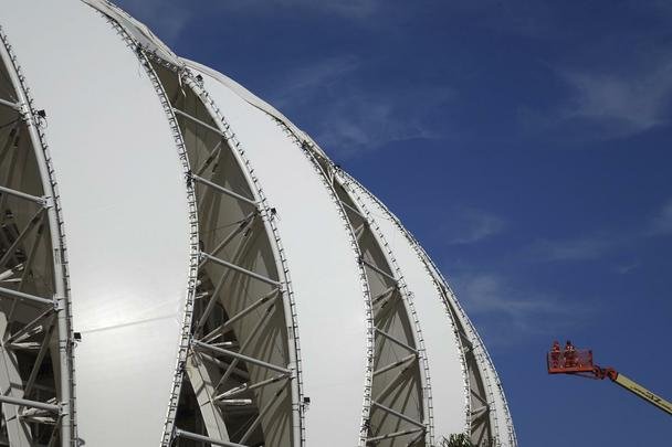 O Beira-Rio, em Porto Alegre, foi inaugurado em 20 de janeiro de 2014, tem capacidade para 51.300 espectadores, e receber cinco jogos da Copa do Mundo