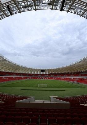 O Beira-Rio, em Porto Alegre, foi inaugurado em 20 de janeiro de 2014, tem capacidade para 51.300 espectadores, e receber cinco jogos da Copa do Mundo