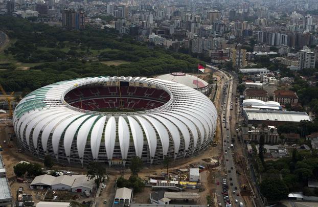 O Beira-Rio, em Porto Alegre, foi inaugurado em 20 de janeiro de 2014, tem capacidade para 51.300 espectadores, e receber cinco jogos da Copa do Mundo