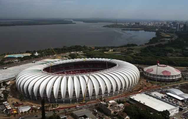 O Beira-Rio, em Porto Alegre, foi inaugurado em 20 de janeiro de 2014, tem capacidade para 51.300 espectadores, e receber cinco jogos da Copa do Mundo