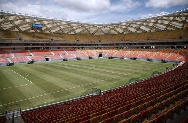 A Arena da Amaznia, em Manaus, foi inaugurada em 9 de maro de 2014, tem capacidade para 42.374 espectadores e receber quatro jogos da Copa do Mundo