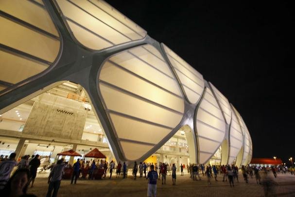 A Arena da Amaznia, em Manaus, foi inaugurada em 9 de maro de 2014, tem capacidade para 42.374 espectadores e receber quatro jogos da Copa do Mundo