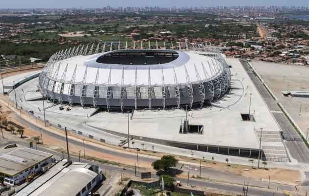 A Arena Castelão, em Fortaleza, foi inaugurada em 16 de dezembro de 2012, tem capacidade para 63.903 espectadores e receberá seis jogos da Copa do Mundo