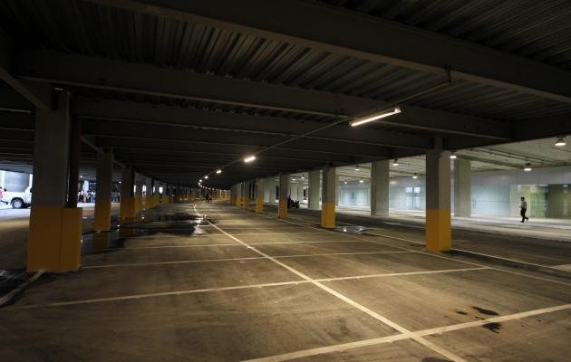 A Arena Castelão, em Fortaleza, foi inaugurada em 16 de dezembro de 2012, tem capacidade para 63.903 espectadores e receberá seis jogos da Copa do Mundo