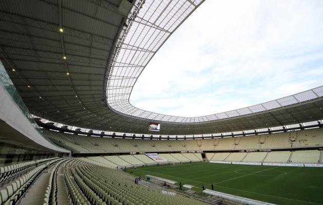 A Arena Castelão, em Fortaleza, foi inaugurada em 16 de dezembro de 2012, tem capacidade para 63.903 espectadores e receberá seis jogos da Copa do Mundo