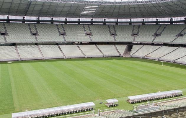 A Arena Castelão, em Fortaleza, foi inaugurada em 16 de dezembro de 2012, tem capacidade para 63.903 espectadores e receberá seis jogos da Copa do Mundo