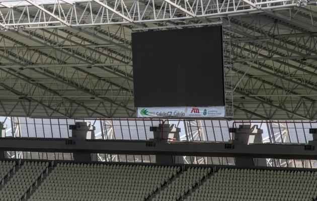 A Arena Castelão, em Fortaleza, foi inaugurada em 16 de dezembro de 2012, tem capacidade para 63.903 espectadores e receberá seis jogos da Copa do Mundo