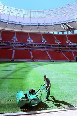 O Estdio Nacional Mane Garrincha, de Braslia, foi inaugurado em 18 de maio de 2013, tem capacidade para 70.824 espectadores e receber sete jogos da Copa do Mundo