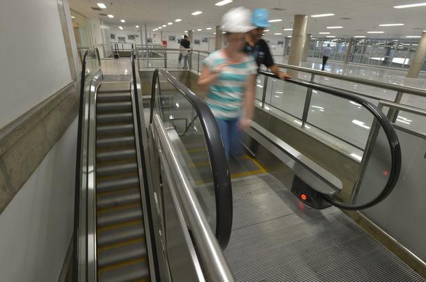 O Estdio Nacional Man Garrincha, de Braslia, foi inaugurado em 18 de maio de 2013, tem capacidade para 70.824 espectadores e receber sete jogos da Copa do Mundo