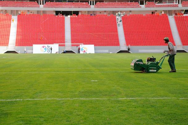 O Estdio Nacional Mane Garrincha, de Braslia, foi inaugurado em 18 de maio de 2013, tem capacidade para 70.824 espectadores e receber sete jogos da Copa do Mundo