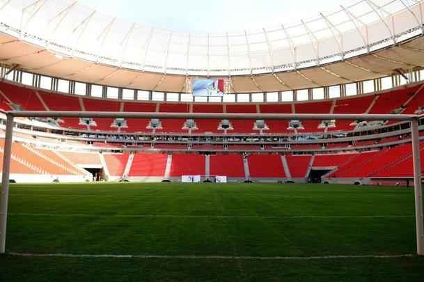 O Estdio Nacional Mane Garrincha, de Braslia, foi inaugurado em 18 de maio de 2013, tem capacidade para 70.824 espectadores e receber sete jogos da Copa do Mundo