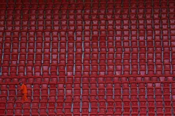 O Estdio Nacional Man Garrincha, de Braslia, foi inaugurado em 18 de maio de 2013, tem capacidade para 70.824 espectadores e receber sete jogos da Copa do Mundo