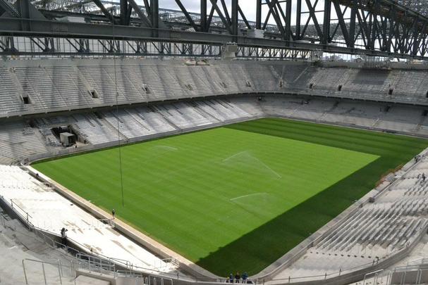 A Arena da Baixada, em Curitiba, tem sua inauguração programada para 30 de abril de 2014, terá capacidade para 41.456 espectadores e receberá quatro jogos na Copa do Mundo