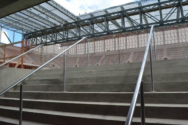 A Arena da Baixada, em Curitiba, tem sua inauguração programada para 30 de abril de 2014, terá capacidade para 41.456 espectadores e receberá quatro jogos na Copa do Mundo
