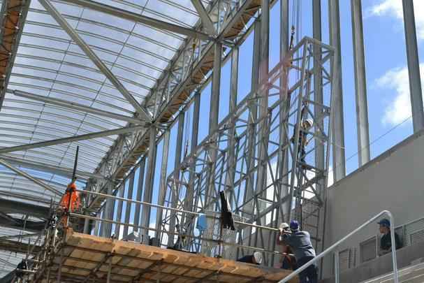 A Arena da Baixada, em Curitiba, tem sua inauguração programada para 30 de abril de 2014, terá capacidade para 41.456 espectadores e receberá quatro jogos na Copa do Mundo