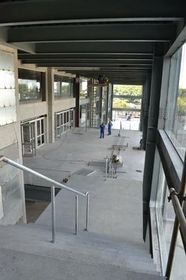 A Arena da Baixada, em Curitiba, tem sua inauguração programada para 30 de abril de 2014, terá capacidade para 41.456 espectadores e receberá quatro jogos na Copa do Mundo