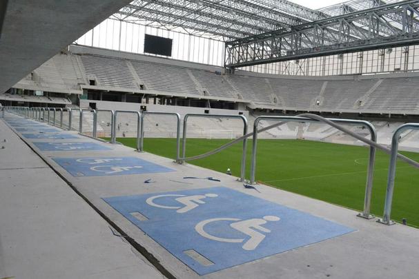 A Arena da Baixada, em Curitiba, tem sua inauguração programada para 30 de abril de 2014, terá capacidade para 41.456 espectadores e receberá quatro jogos na Copa do Mundo