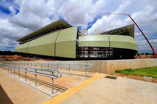 A Arena Pantanal, em Cuiab, foi inaugurada em 28 de maro de 2014, tem capacidade para 42.968 espectadores e receber quatro jogos da Copa do Mundo
