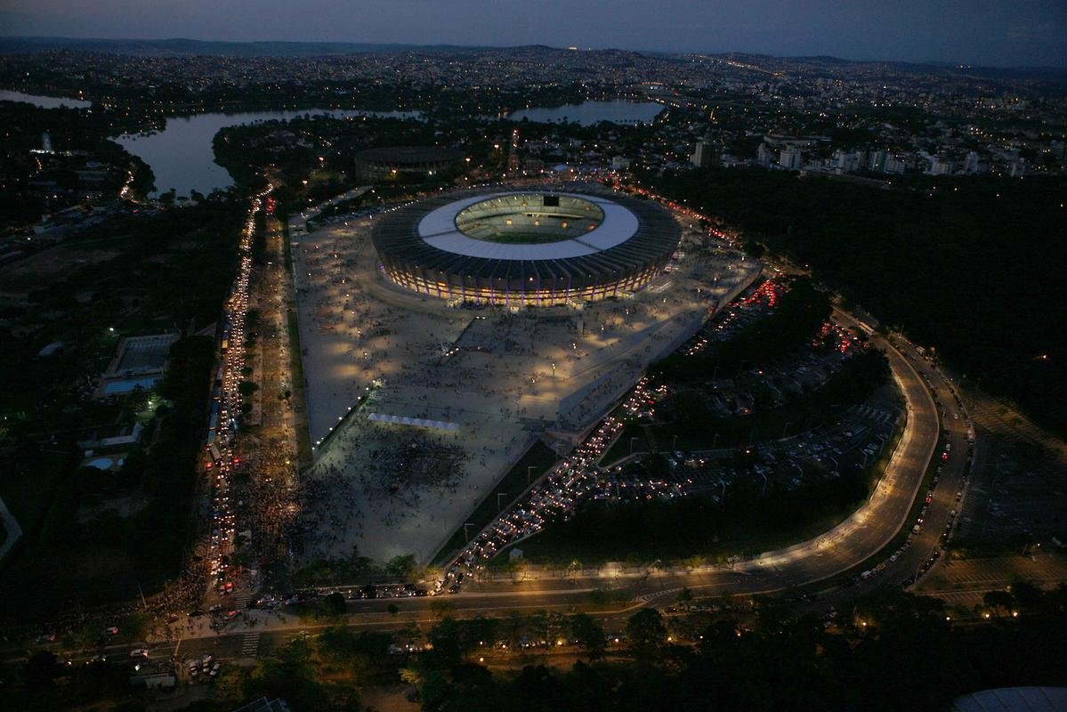 O Mineiro, em Belo Horizonte, foi inaugurado em 21 de dezembro de 2012, tem capacidade para 62.160 espectadores e receber seis jogos da Copa do Mundo