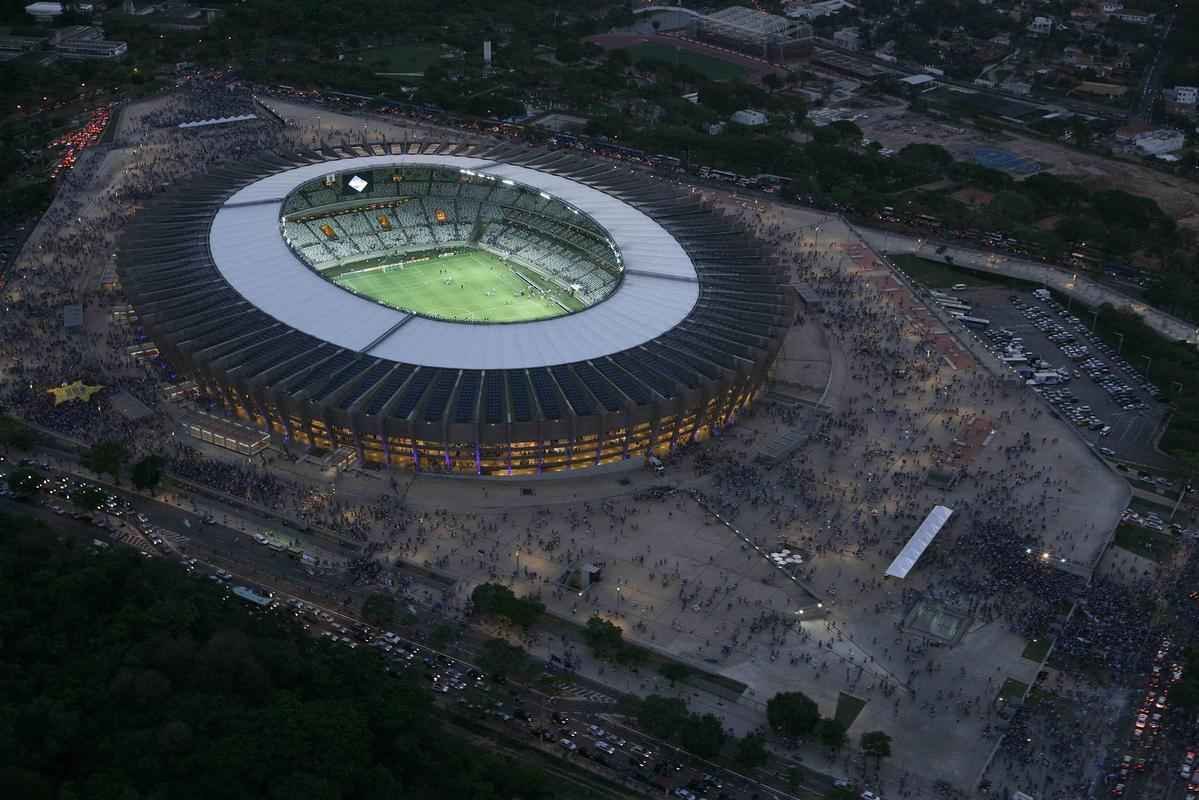 O Mineiro, em Belo Horizonte, foi inaugurado em 21 de dezembro de 2012, tem capacidade para 62.160 espectadores e receber seis jogos da Copa do Mundo
