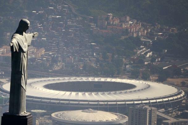 O Maracan, no Rio de Janeiro, foi inaugurado em 27 de abril de 2013, tem capacidade para 78.838 espectadores, e receber sete jogos da Copa do Mundo