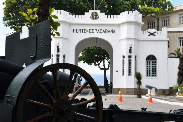 Forte de Copacabana, na praia de mesmo nome