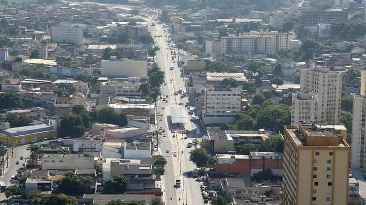 BRT Transcarioca - Via de nibus rpidos vai ligar a Barra da Tijuca ao Aeroporto Internacional Tom Jobim, na Ilha do Governador.