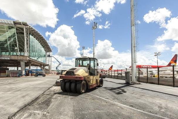 Reforma e ampliao do Aeroporto Internacional Juscelino Kubitschek