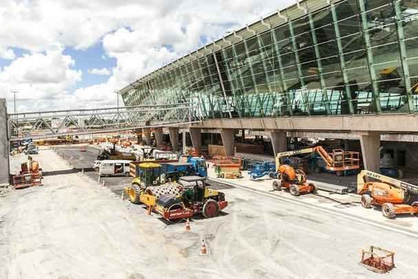 Reforma e ampliao do Aeroporto Internacional Juscelino Kubitschek