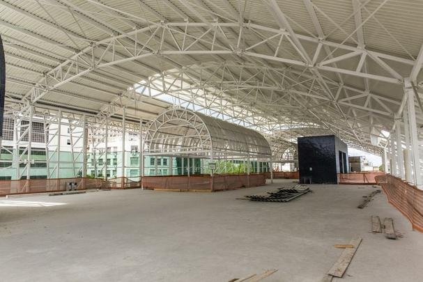 Construo de Terminal Martimo de Passageiros, estacionamento e urbanizao de rea porturia 