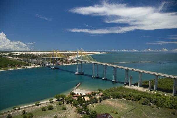 A Ponte de Todos - Newton Navarro, inaugurada em 2007,  um dos cartes-portais de Natal
