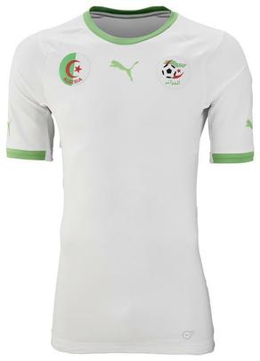 Os uniformes da Arglia para a Copa do Mundo 2014 foram produzidos pela Puma