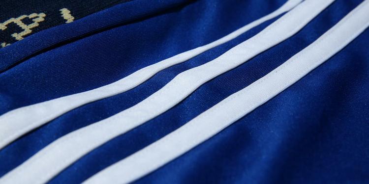 Uniformes da Argentina, produzidos pela Adidas, para a Copa do Mundo 2014