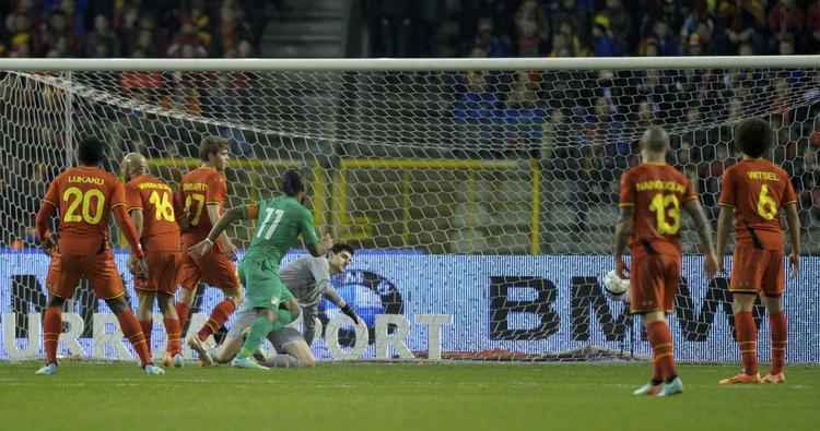 Uniforme da Blgica para a Copa do Mundo 2014 foi fornecido pela Burrda Sport
